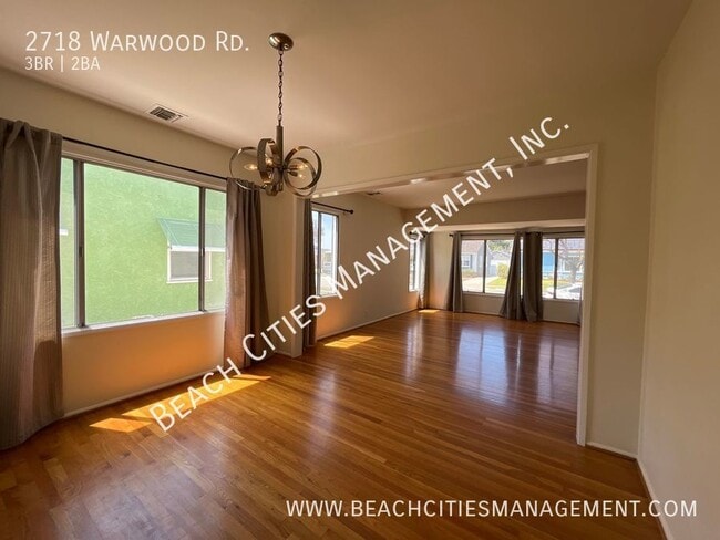 Building Photo - Spectacular House In Lakewood with large B...