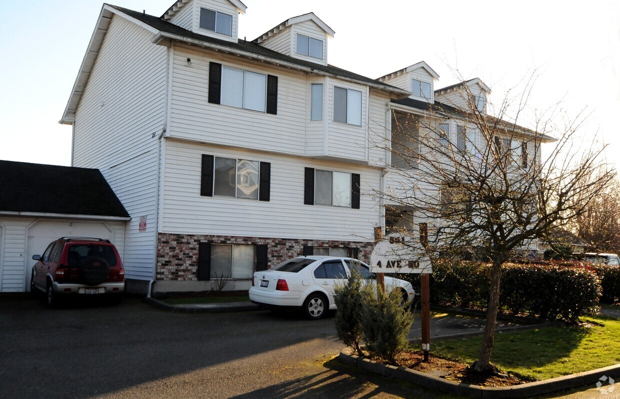 Primary Photo - 851-861 4th Ave. North