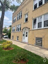 Building Photo - 2609 N Lavergne Ave
