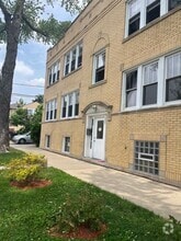 Building Photo - 2609 N Lavergne Ave