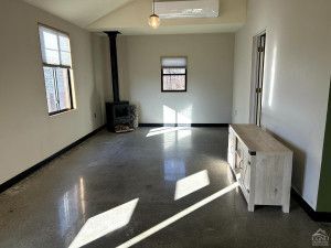 Foto del edificio - 123 Sharon Rd