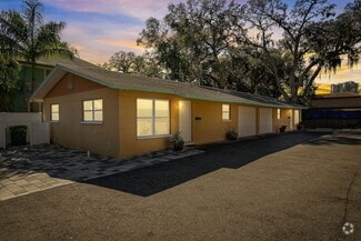 Building Photo - 626-628 S Osprey Ave