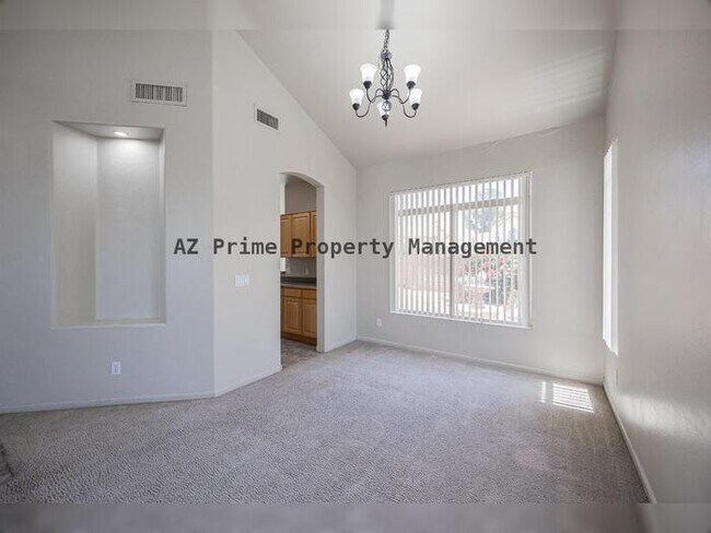 Foto del edificio - 2169 W Peninsula Cir
