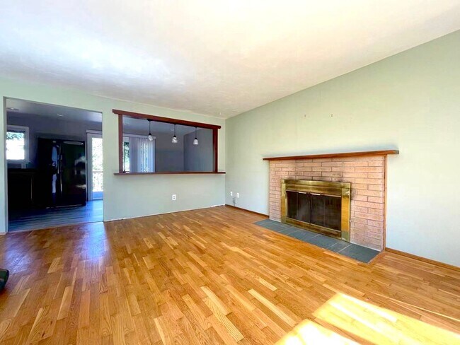 Foto del edificio - Great Home for rent