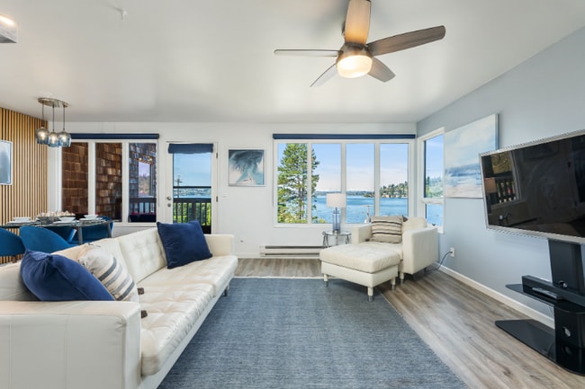 Foto del edificio - 3302 Lake Washington Blvd N