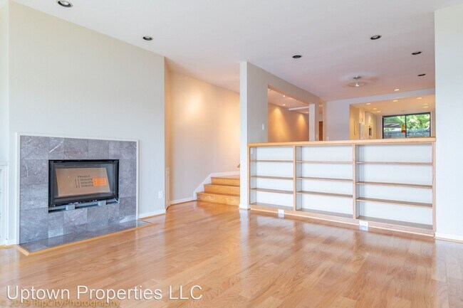 Foto del edificio - 2 br, 2 bath House - 5824 SW Riverpoint Ln