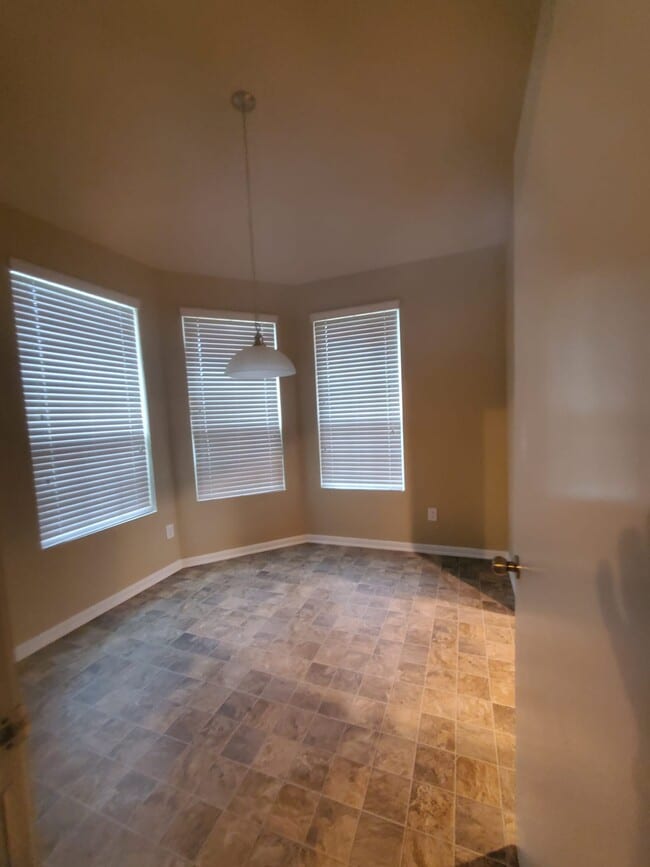 Building Photo - 5302 Espuela Ln