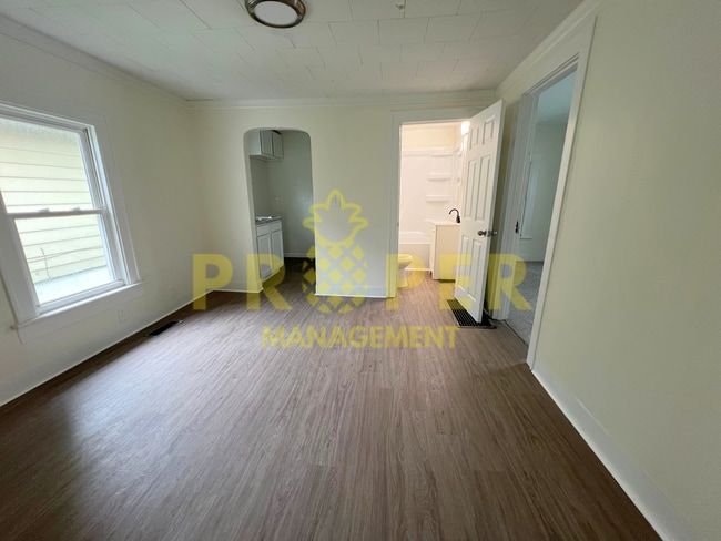 Foto del edificio - Recently renovated 2 bedrooms 1 bath
