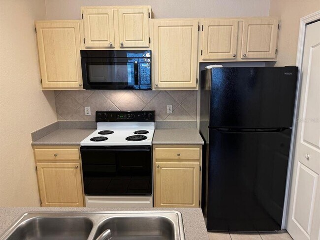 Foto del edificio - 8927 Legacy Ct