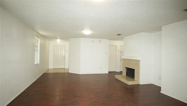 Foto del edificio - 4001 Country Ln