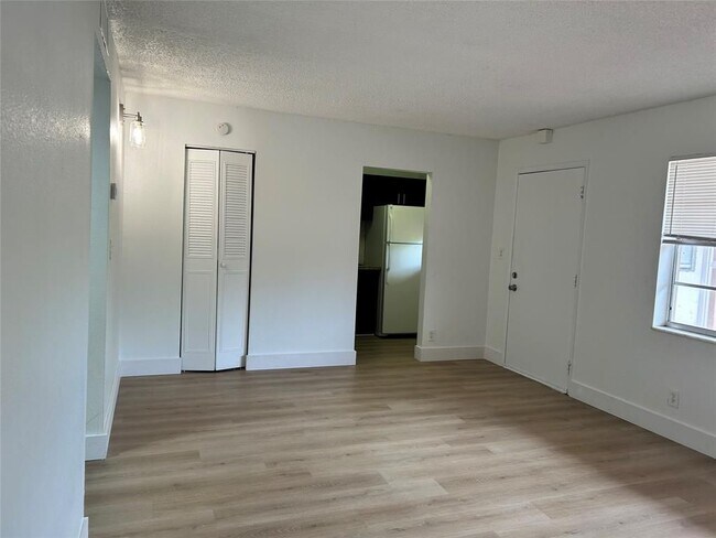 Foto del edificio - 241 SE 9th Ave