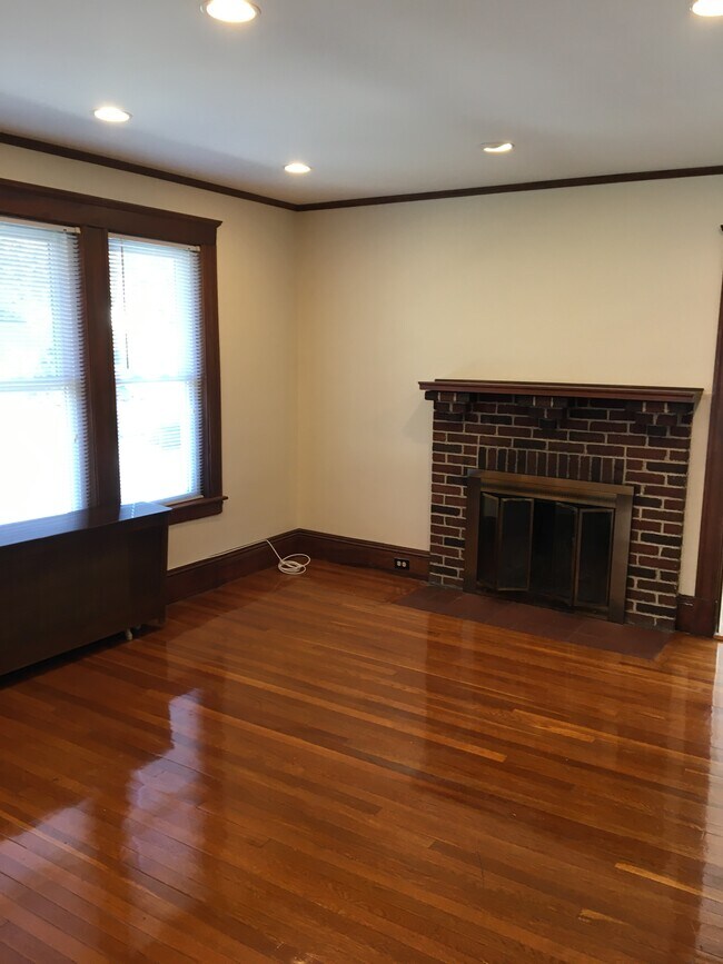 Building Photo - 64 Palfrey Rd
