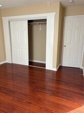 Building Photo - 6820 Petre Dr