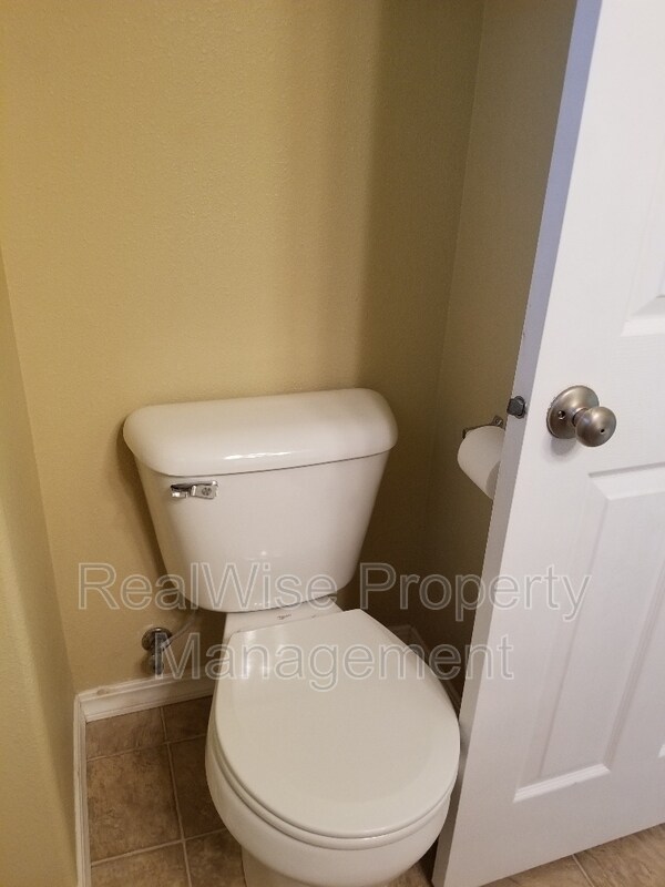 Foto del edificio - 822 NE 8th St