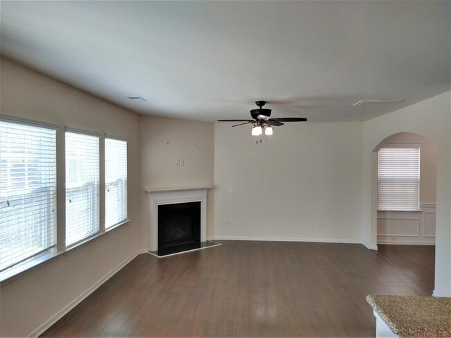 Photo - 10313 Solar Way House