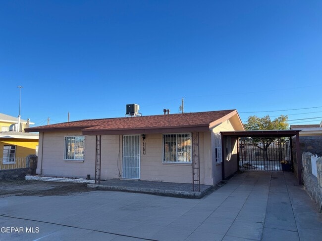 Building Photo - 4204 Flory Ave