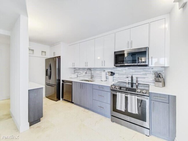 Foto del edificio - 2 br, 2 bath Condo - 209 N Fort Lauderdale...