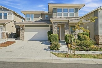 Building Photo - 75 W Pasqua Ct