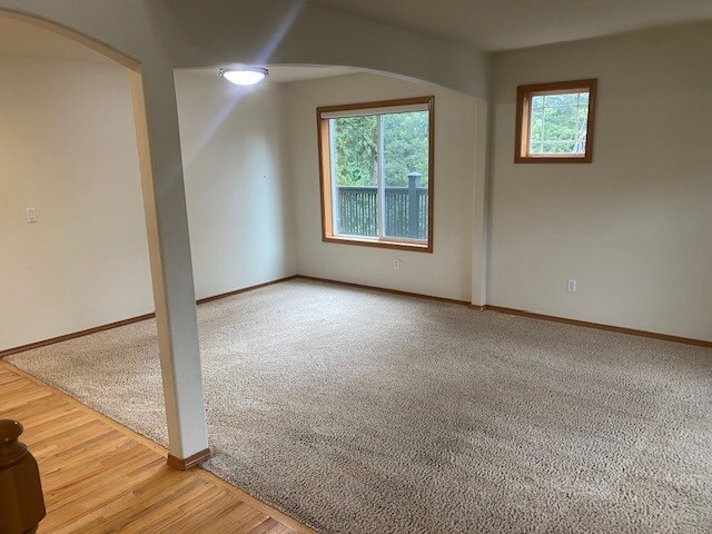 Large Formal dining off living room - 29588 63rd Ct S