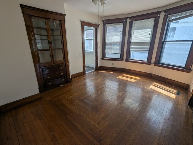 Building Photo - 483 Dixwell Ave