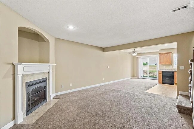 Building Photo - 9032 SW Macintosh Dr