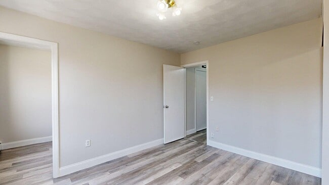 Photo - 137 Chelsea St Apartment