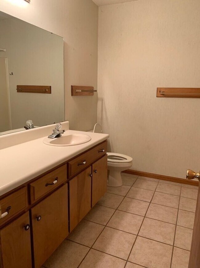 Foto del edificio - 2306 Pineview Drive*