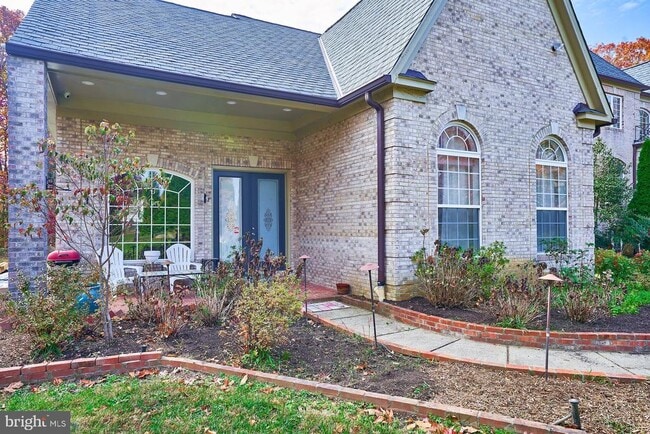 Foto del edificio - 12815 Braddock Rd