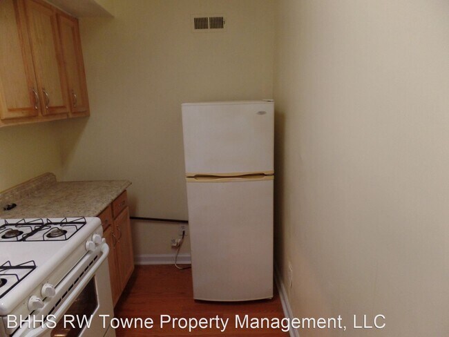 Building Photo - 1 br, 1 bath House - 401 Court Street,  #1