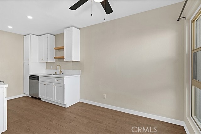 Foto del edificio - 6679 Linda Vista Rd