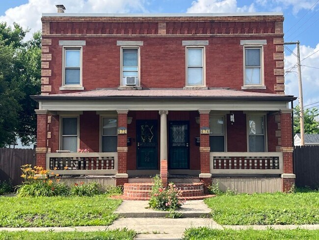 Foto del edificio - 472-474 E. Gates Street