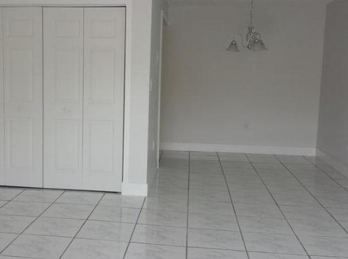 Building Photo - 7160 Fairway Dr