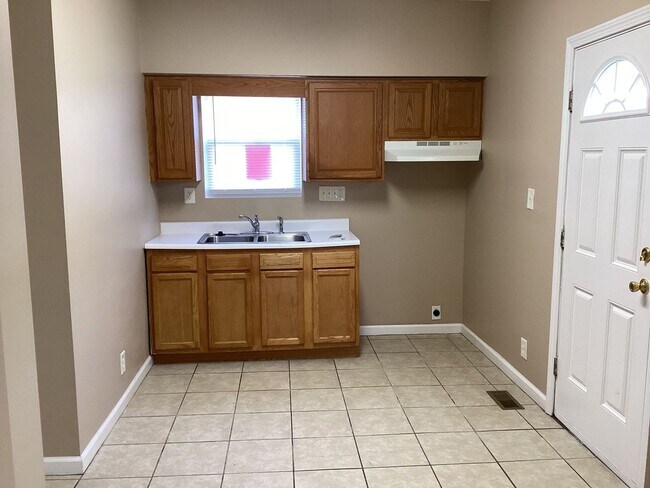 Foto del edificio - 1904 Baltimore St 2BR/1BA (Middletown)