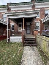 Building Photo - 799 N Grantley St