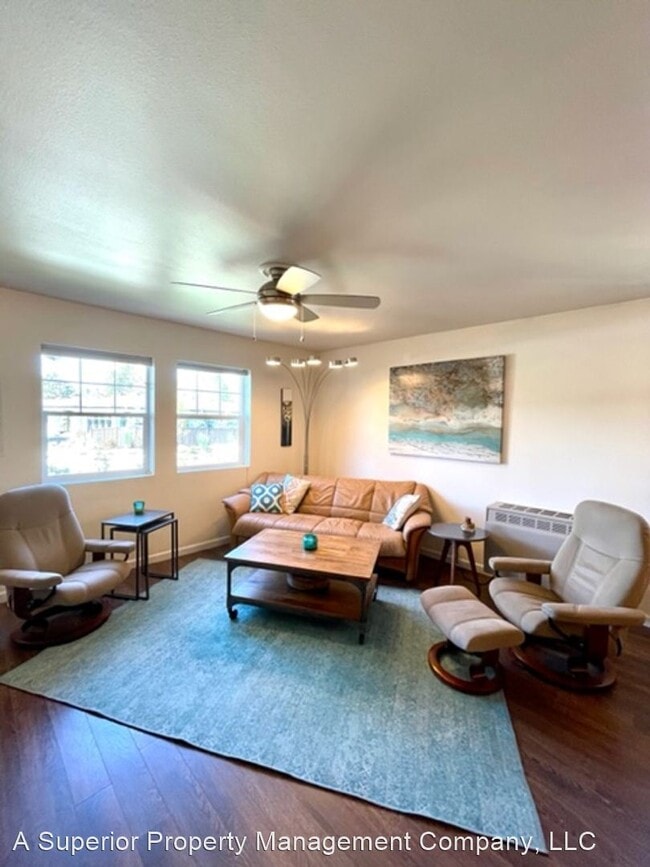 Building Photo - 2 br, 1.5 bath House - 1234 SW Silver Lake...