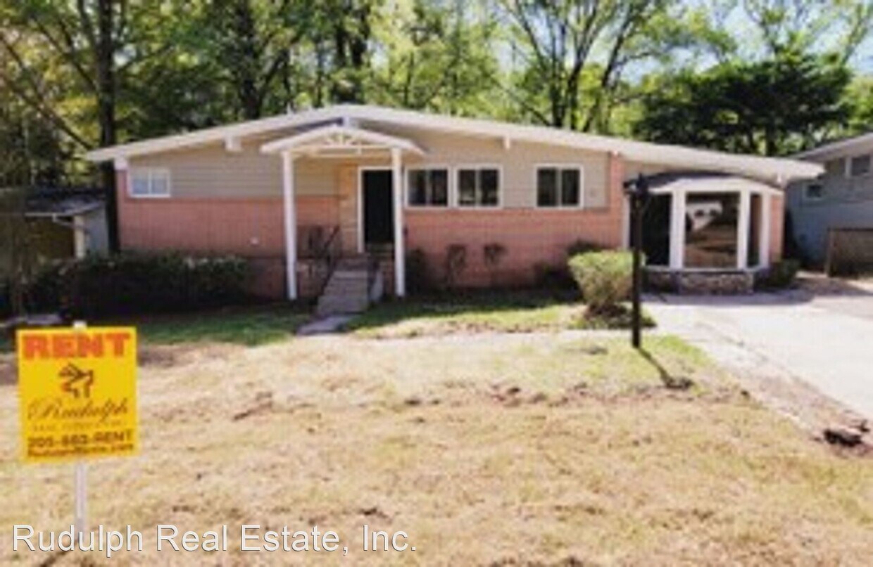 Primary Photo - 3 br, 3 bath House - 660 Hagood St.
