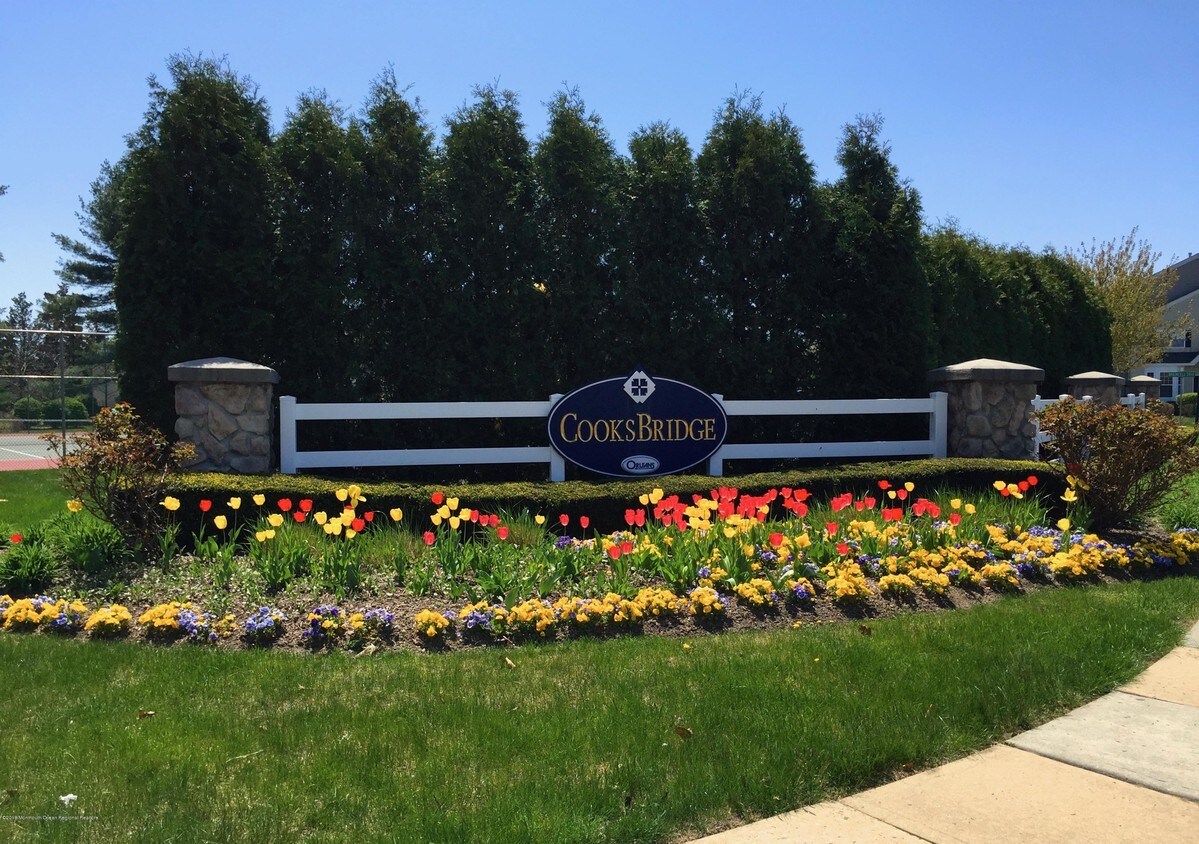 Foto principal - 292 Brookfield Dr
