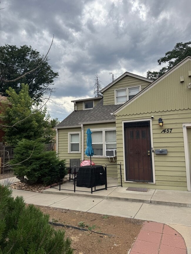 Eaton1457 - Eaton1457 Apartment