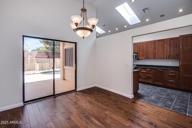 Building Photo - 15041 N Calle Del Prado