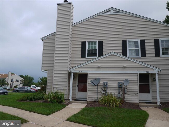 Foto del edificio - 1201 Danielle Dr