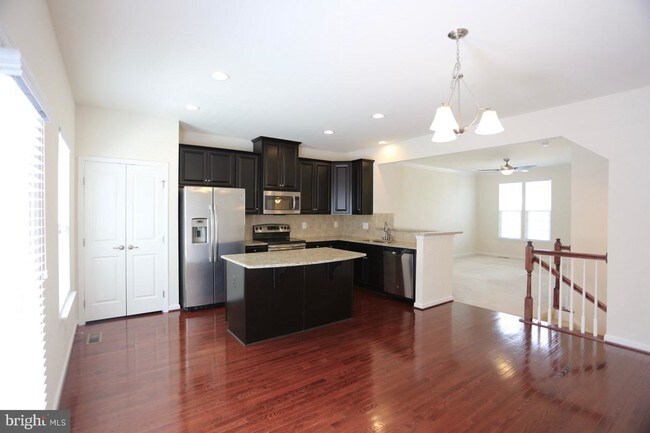 Building Photo - 7018 Kona Dr