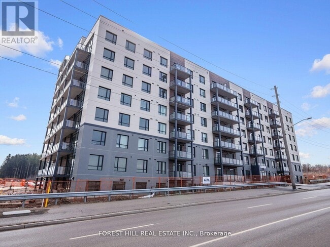 Building Photo - 1098-1098 Paisley Rd
