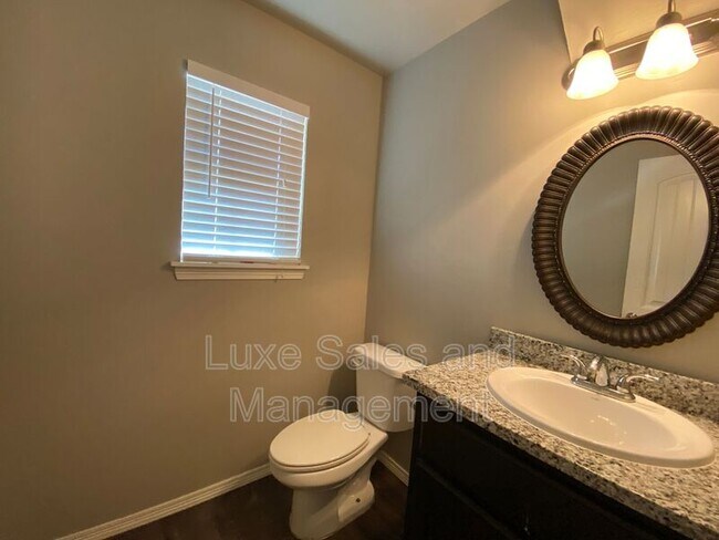 Building Photo - 2157 Buena Vida Ln