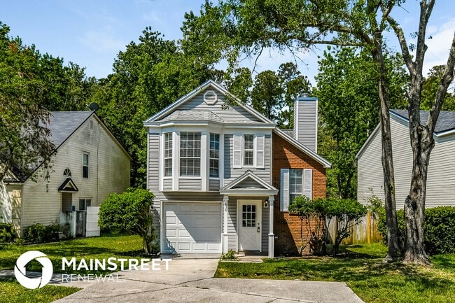 Building Photo - 636 Staffordshire Dr