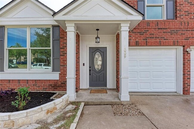 Foto del edificio - 1009 Riverlawn Dr