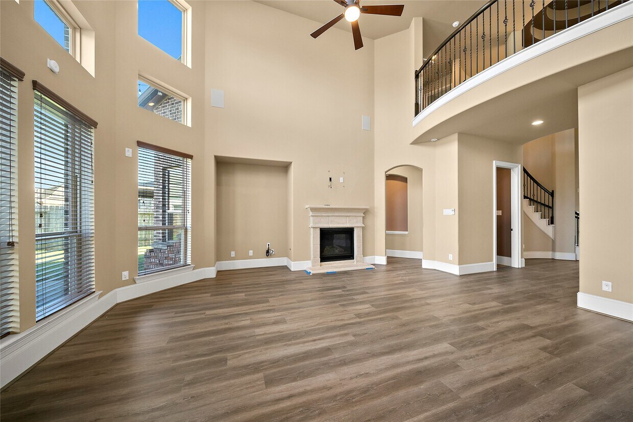 Foto principal - 5203 Heather Meadow Ln