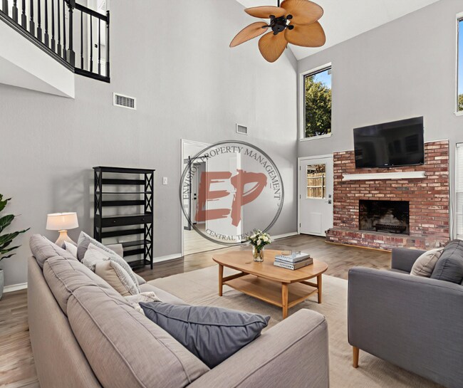 Foto del edificio - 4209 Green Oak Dr