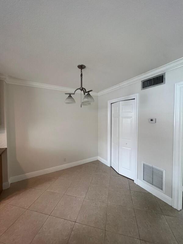 Foto del edificio - 640 NE 6th Ct