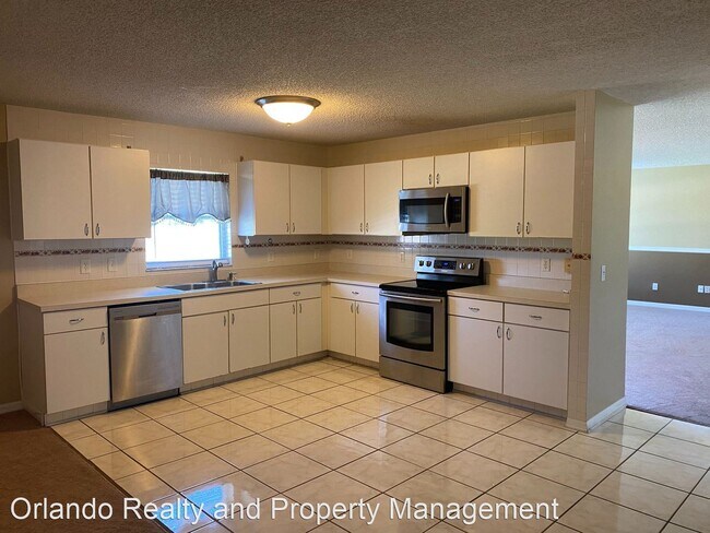 Building Photo - 4 br, 2 bath House - 1054 Crystal Bay Ln.,