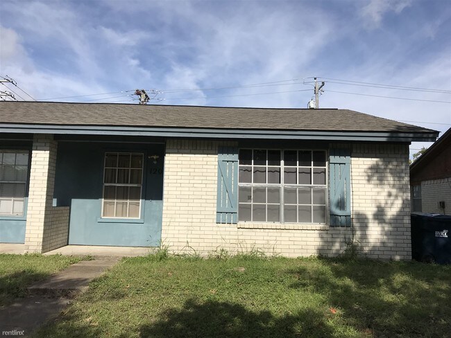 Building Photo - 1201 Airline Dr